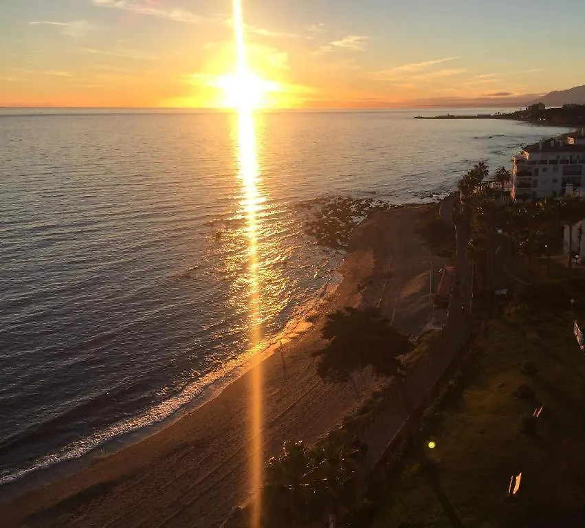 Apartment On Beach Mijas 2 Sitio de Calahonda إسبانيا