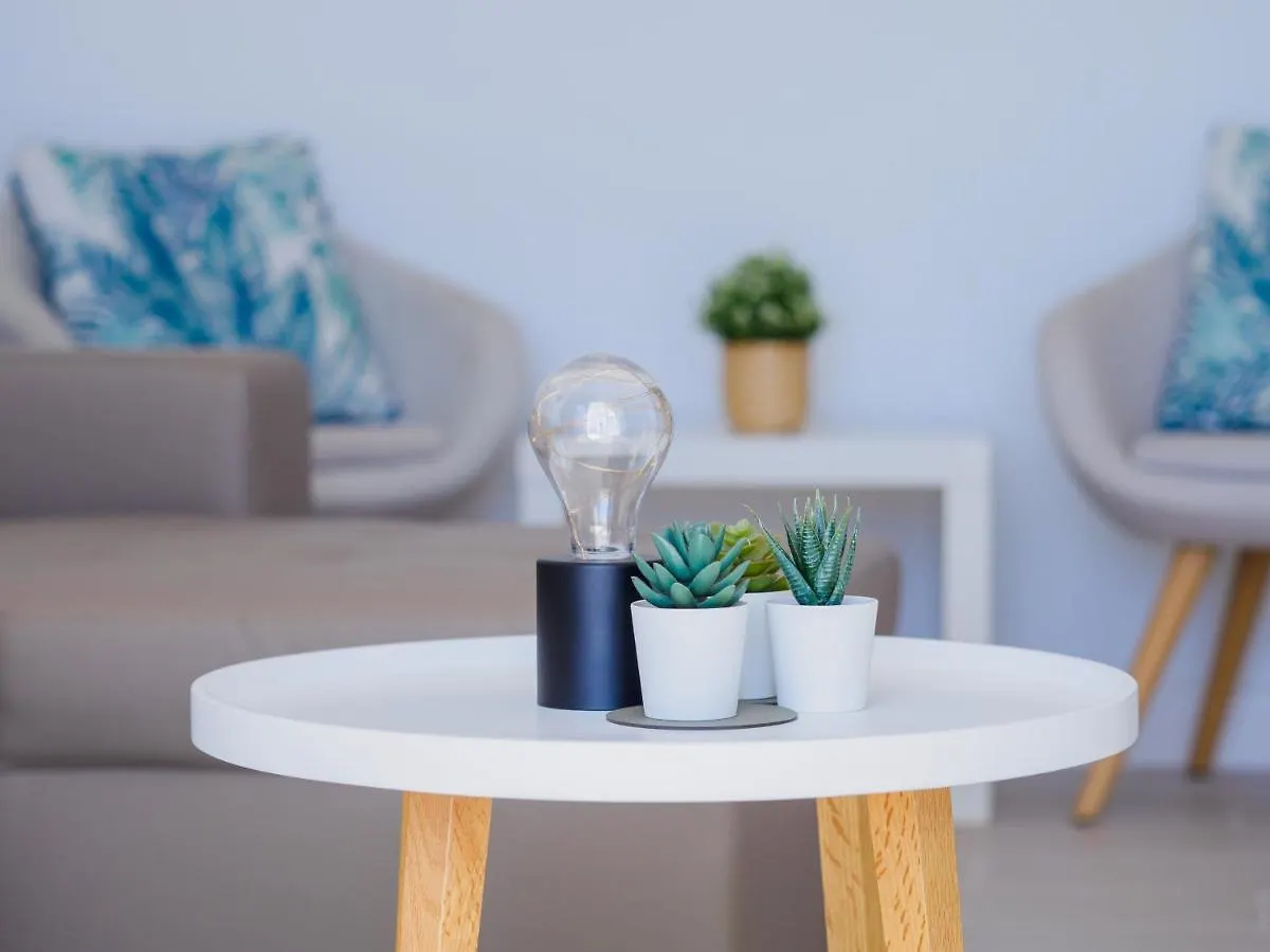 Apartment On Beach Mijas 2 Sitio de Calahonda 0*,  إسبانيا
