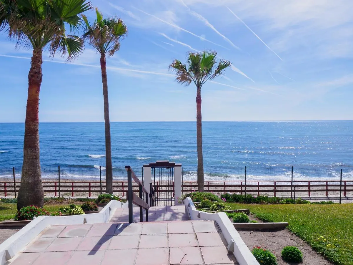 Apartment On Beach Mijas 2 Sitio de Calahonda 0*,